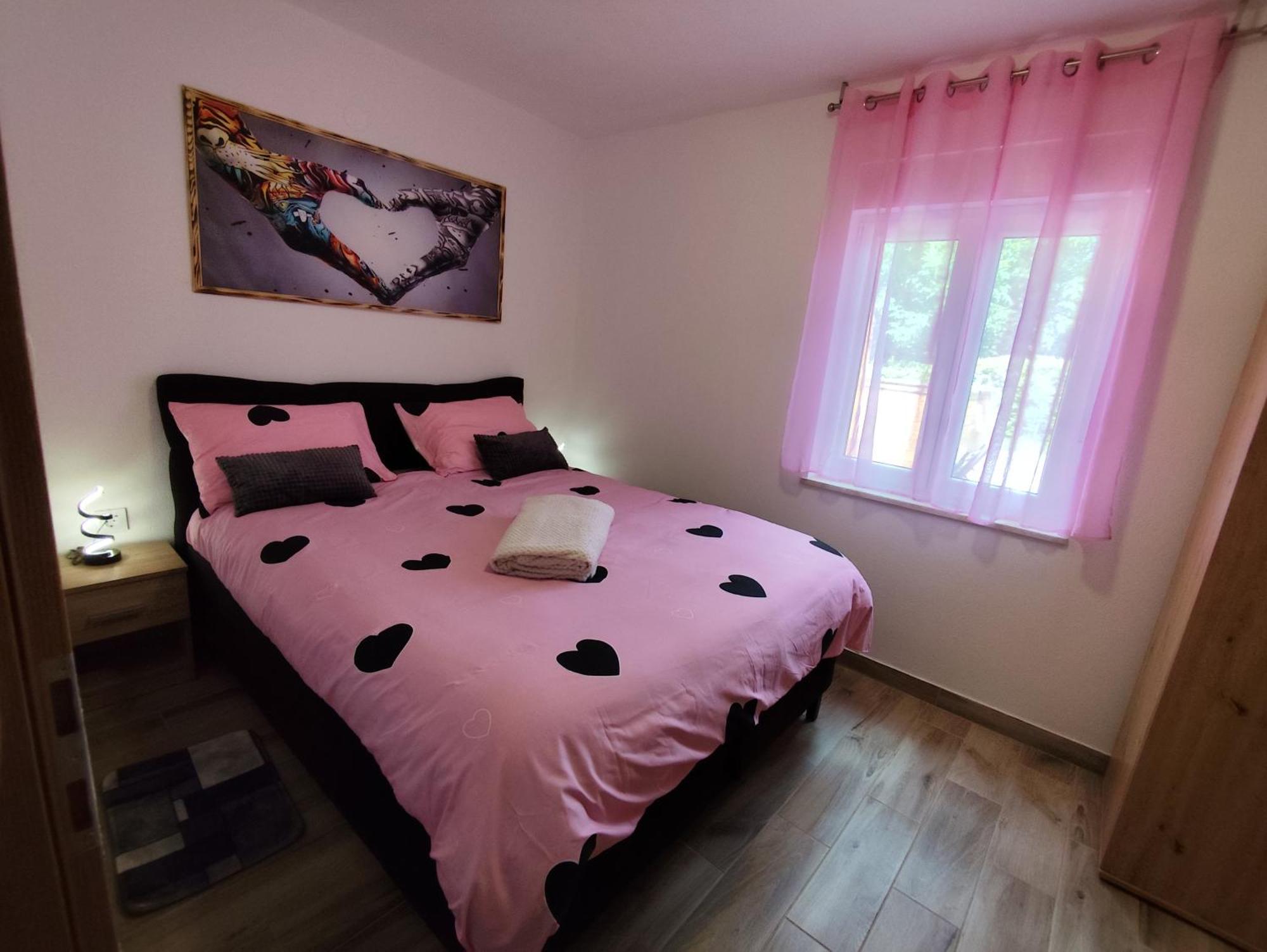 Apartman Goga With Pool And Jacuzzi لابين المظهر الخارجي الصورة